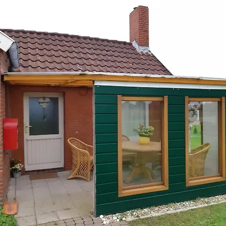 Holiday home Monteurzimmer Vakantiehuis De Groene Serre *